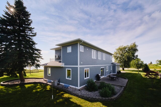 1019 Sweetnam Dr, Manistee, MI 49660 - photo 38