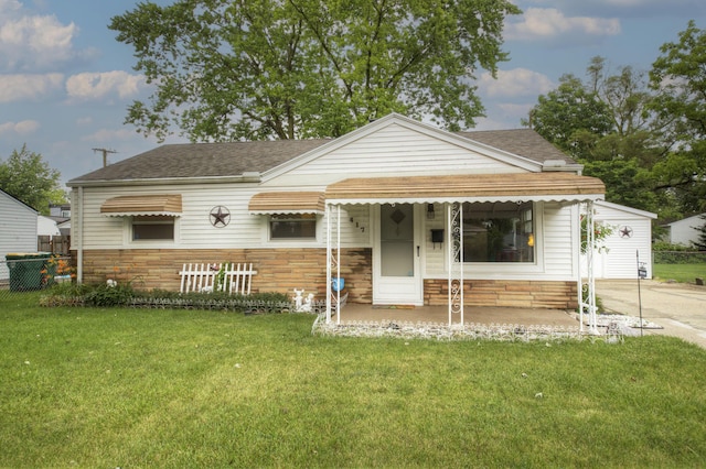 417 Woodlawn Ave, Ypsilanti, MI 48198 - photo 1