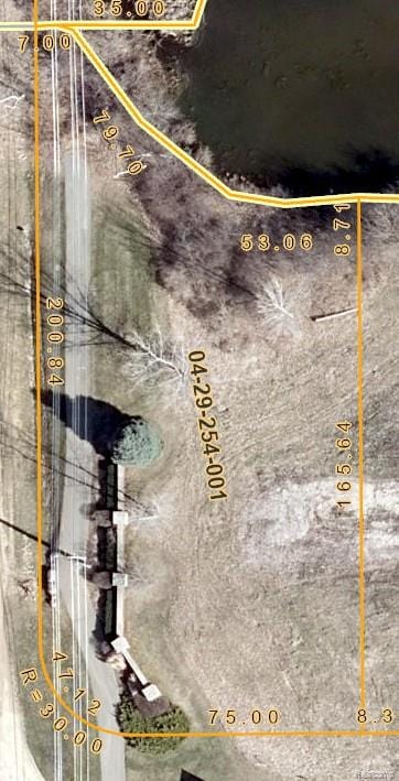 1974 Sandy Shores Dr, Oxford, MI 48371 - aerial overview of property's location