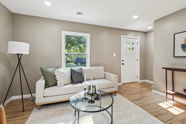 233 Outer Ln, Ypsilanti, MI 48198 - living area featuring light wood-type flooring and recessed lighting