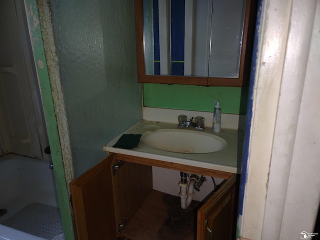 11352 Zeigler St, Taylor, MI 48180 - bathroom with a shower, a tub to relax in, and vanity