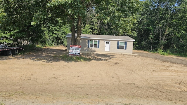 57907 James, Three Rivers, MI 49093 - view of outdoor structure with dirt driveway