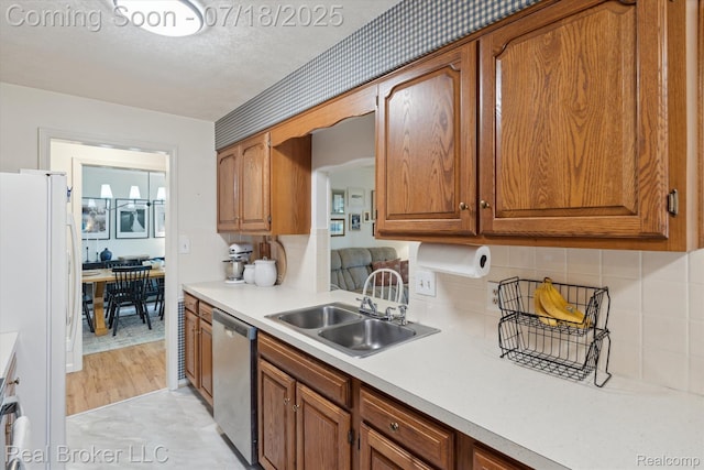 1416 Woodnoll Dr, Flint, MI 48507 - photo 9
