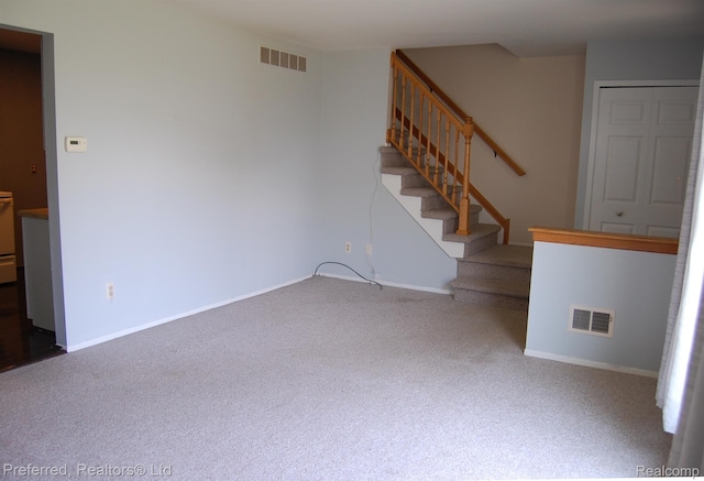 37742 Colonial Dr, Westland, MI 48185 - photo 3