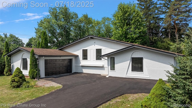 7811 Caberfae Trl, Clarkston, MI 48348 - photo 5