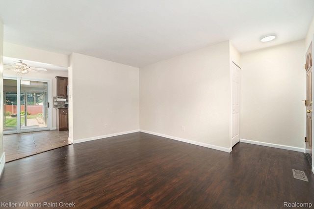 30567 Flanders Ave, Warren, MI 48088 - photo 14