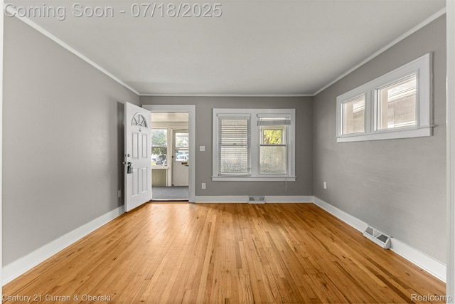 353 E Cambourne St, Royal Oak, MI 48220 - photo 7
