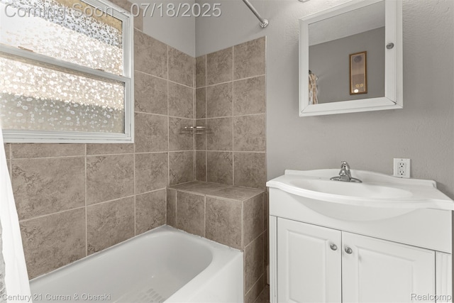 353 E Cambourne St, Royal Oak, MI 48220 - photo 22