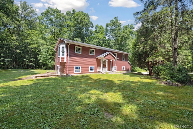 5849 Whispering Oaks Dr, Howell, MI 48855 - photo 2