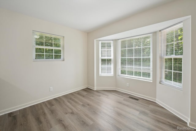 5849 Whispering Oaks Dr, Howell, MI 48855 - photo 10