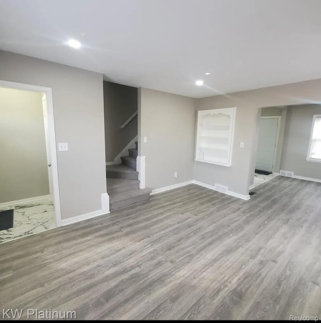 504 Marquette Dr, Detroit, MI 48214 - photo 3