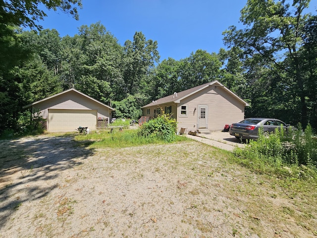 8523 E Shady Rdg, Howard City, MI 49329 - photo 1
