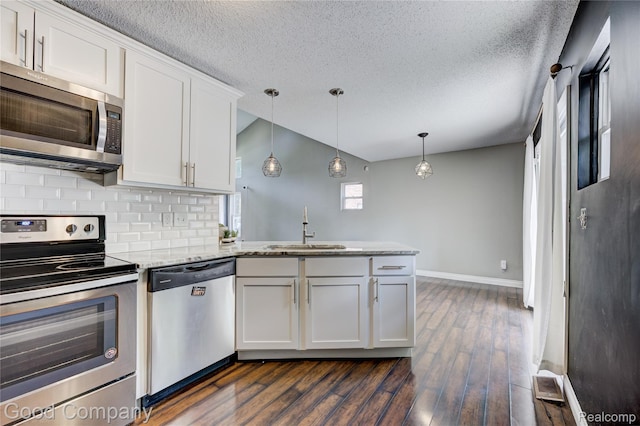 24650 Westhampton St, Oak Park, MI 48237 - photo 15
