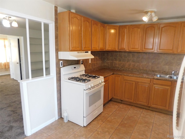 23074 Hazelwood Ave, Keego Harbor, MI 48030 - photo 11