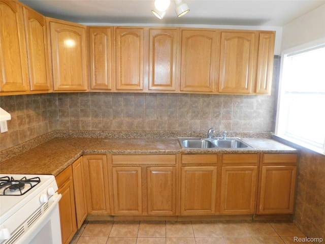 23074 Hazelwood Ave, Keego Harbor, MI 48030 - photo 12