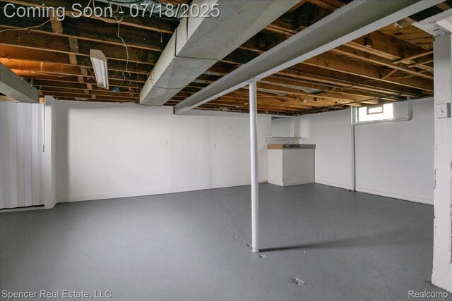 22174 Rein Ave, Eastpointe, MI 48021 - photo 26