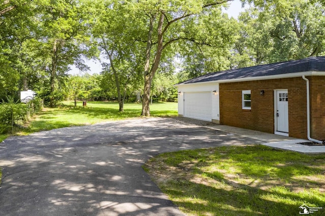 7100 Maplewood Dr, Temperance, MI 48182 - photo 3