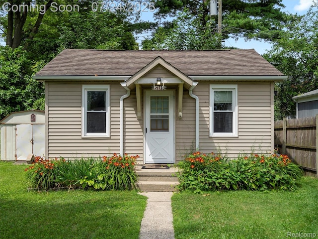 27125 Hampden St, Madison Heights, MI 48071 - photo 1