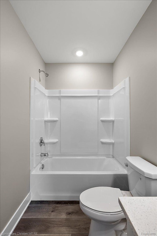 565 W Lake St, South Lyon, MI 48178 - photo 25