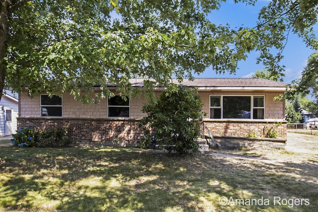 312 Blake St, Sparta, MI 49345 - photo 2