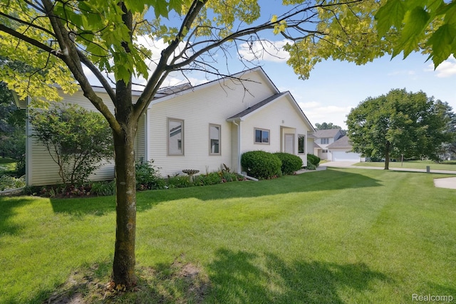 9452 Linda Dr, Davison, MI 48423 - photo 2