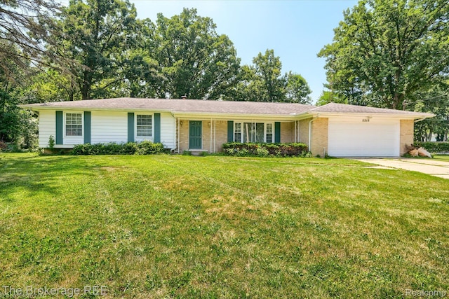 5312 Michael Ct, Grand Blanc, MI 48439 - photo 1