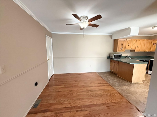 39613 Village Wood Ln, Novi, MI 48375 - photo 9