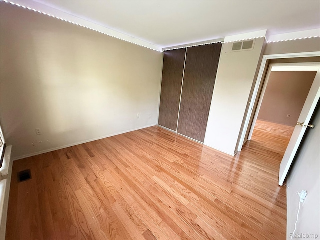 39613 Village Wood Ln, Novi, MI 48375 - photo 17