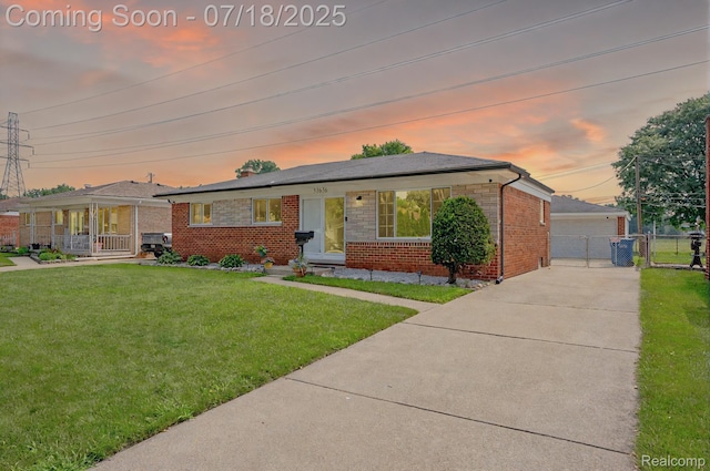 31636 Blair Dr, Warren, MI 48092 - photo 2