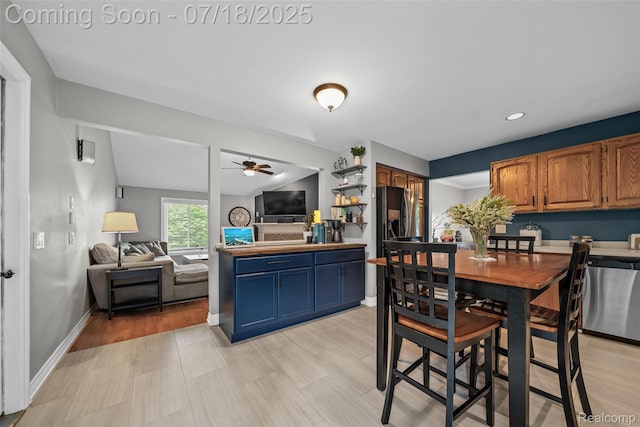 2380 Lansbury Dr, Waterford, MI 48329 - photo 14