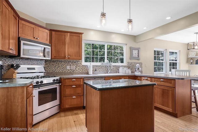 7675 Morningstar Ct, Clarkston, MI 48348 - photo 7
