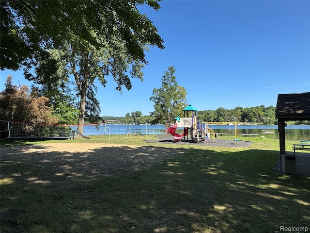 7360 Ellingrove Dr, White Lake, MI 48383 - photo 37