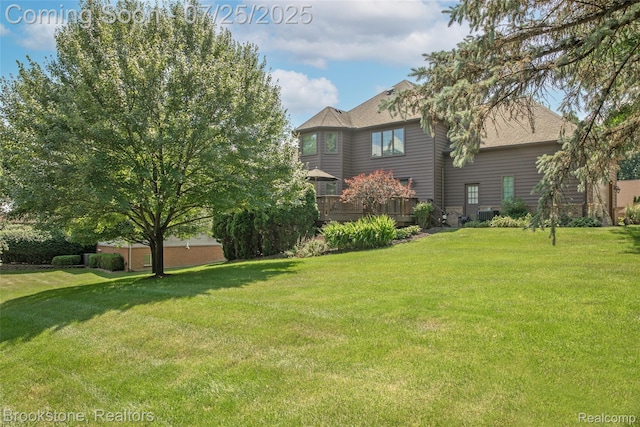 6871 Berry Pointe Dr, Clarkston, MI 48348 - photo 10