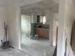 15046 Mayfield St, Detroit, MI 48205 - photo 2