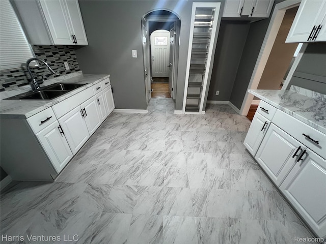 9527 E Outer Dr, Detroit, MI 48213 - photo 17