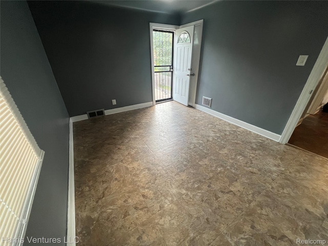 9527 E Outer Dr, Detroit, MI 48213 - photo 24