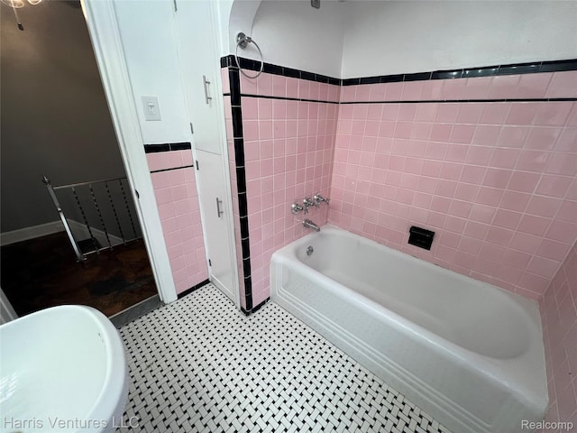 9527 E Outer Dr, Detroit, MI 48213 - photo 29