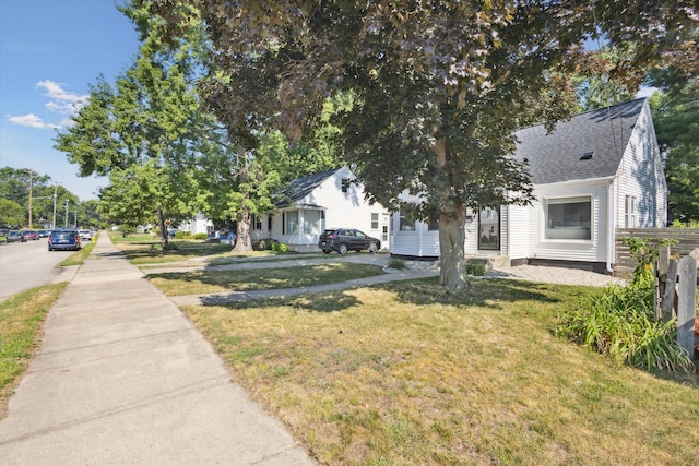 355 Eola St SE, Grand Rapids, MI 49507 - photo 2