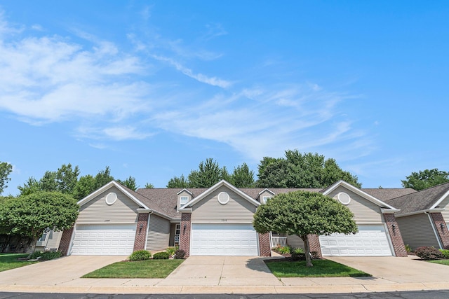 2546 Limerick Cir, Holt, MI 48842 - photo 2
