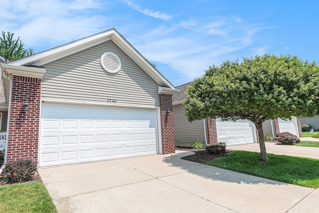 2546 Limerick Cir, Holt, MI 48842 - photo 1