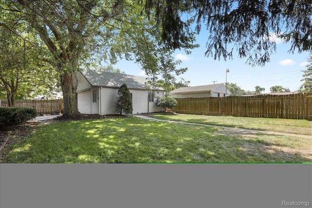 1105 Oak St, Wyandotte, MI 48192 - photo 32