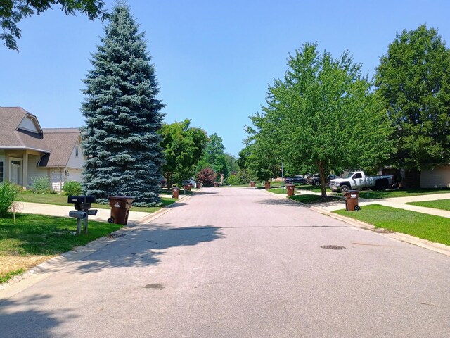7832 Forestview Dr, Haslett, MI 48840 - photo 21