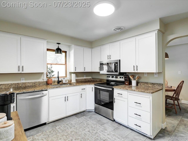 825 Sanborn St, Port Huron, MI 48060 - photo 18
