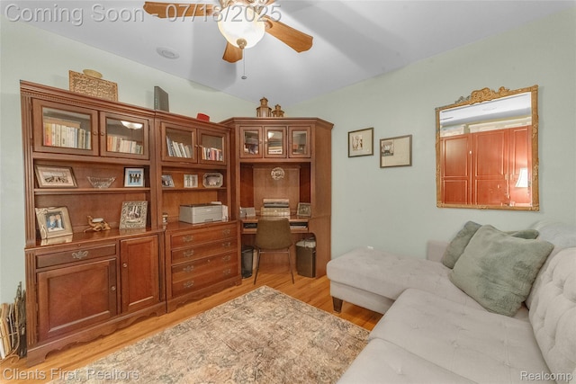 619 Kinloch St, Dearborn Heights, MI 48127 - photo 18