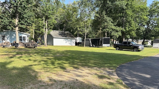 202 Mcdonald Dr, Houghton Lake, MI 48629 - photo 32