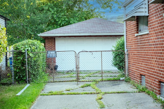 24347 Loretta Ave, Sterling Heights, MI 48091 - photo 26