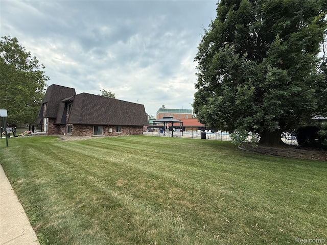 325 Riviera Dr, Saint Clair Shores, MI 48080 - photo 29