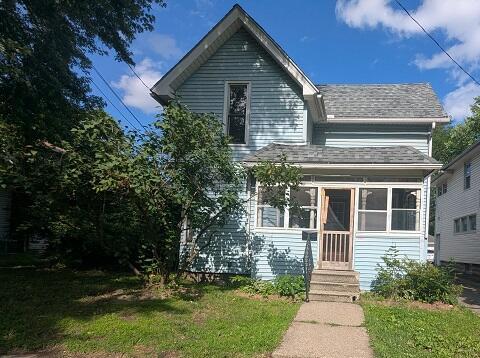 427 Seymour Ave, Jackson, MI 49202 - photo 1