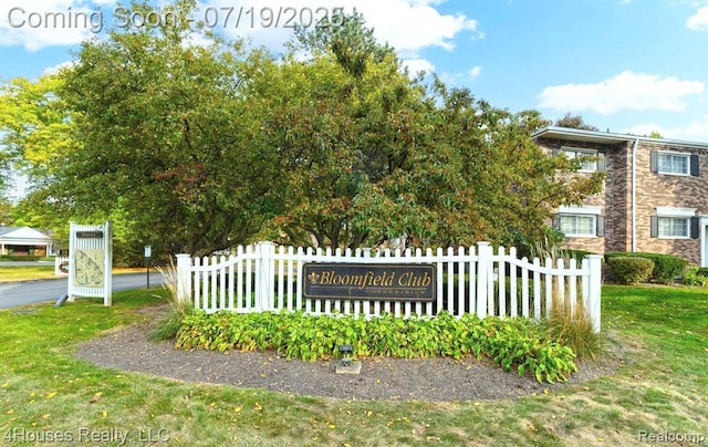 737 E Fox Hills Dr Unit 180, Bloomfield Hills, MI 48304 - photo 26