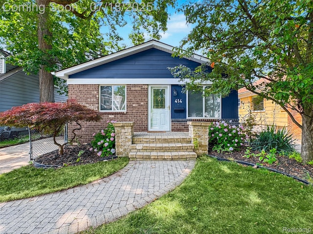 414 Gardenia Ave, Royal Oak, MI 48067 - photo 1